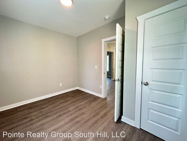 Foto del edificio - 2 br, 1 bath House - 112 Roanoke Ave.