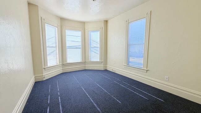 Foto del edificio - 1545 Lincoln Ave