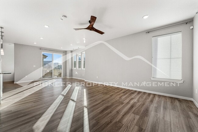 Building Photo - Spacious House with Fenced Yard and Washer...