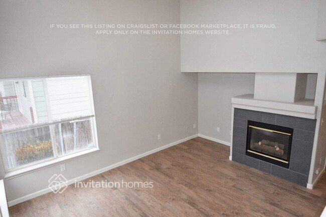 Foto del edificio - 8495 Bluegrass Cir