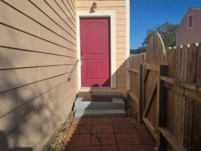 Building Photo - 5309 Avenue O