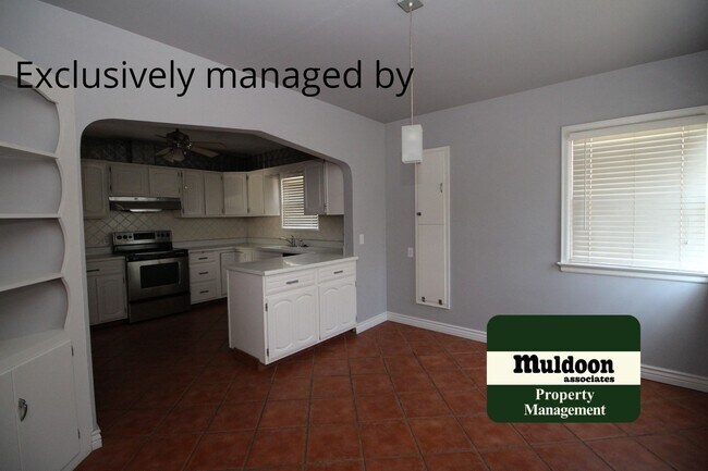 Building Photo - Nice Southside Home With Finished Basement! Available Soon!