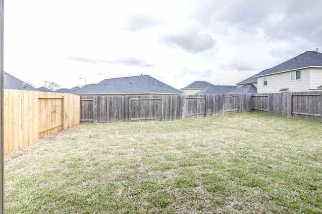 Foto del edificio - 2410 Thorney Ct