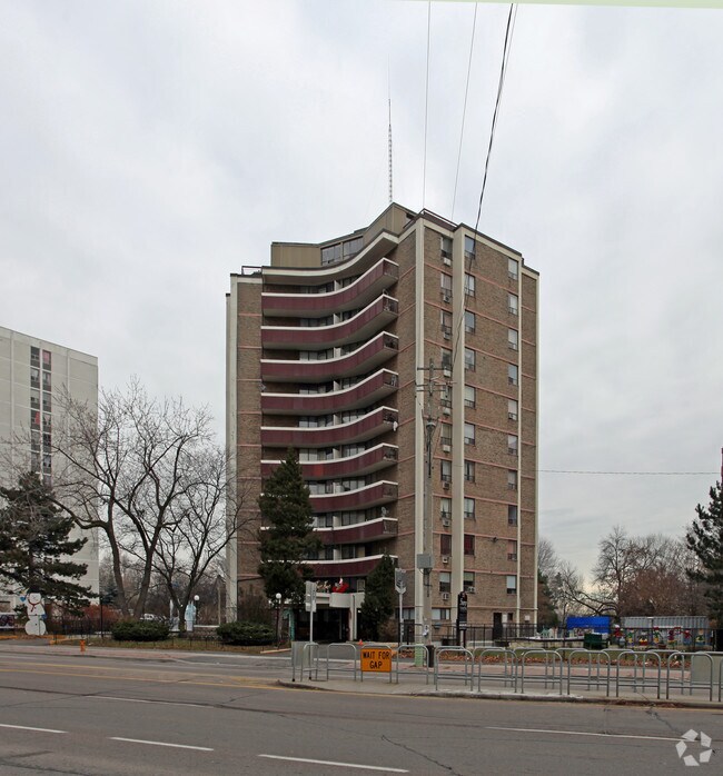 Photo du bâtiment - Ivory Towers