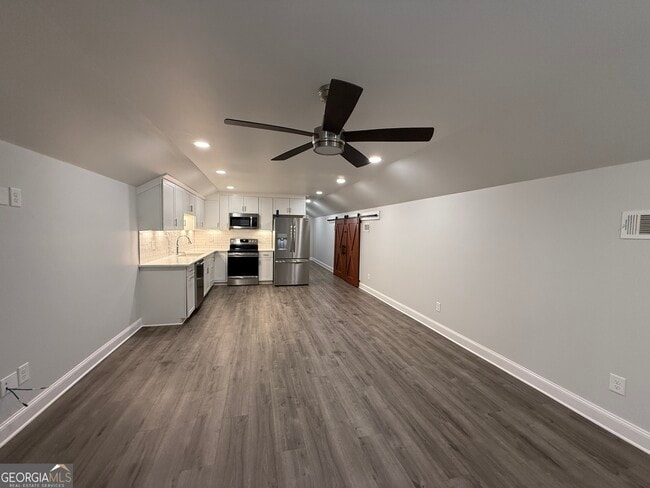 Building Photo - 2023 Moores Ford Rd