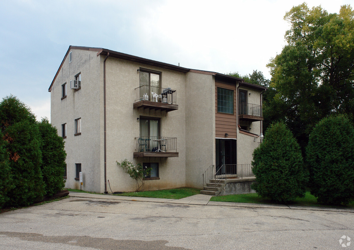 Primary Photo - SWEDELAND ARMS APARTMENTS