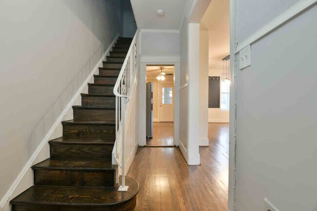 Foto del edificio - 4321 8th St NW