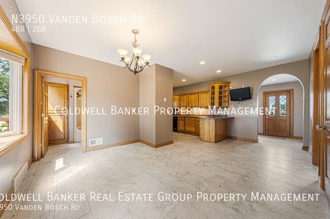 Building Photo - N3950 Vanden Bosch Rd