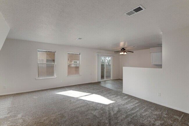 Foto del edificio - 3123 Mountainside Pkwy NE