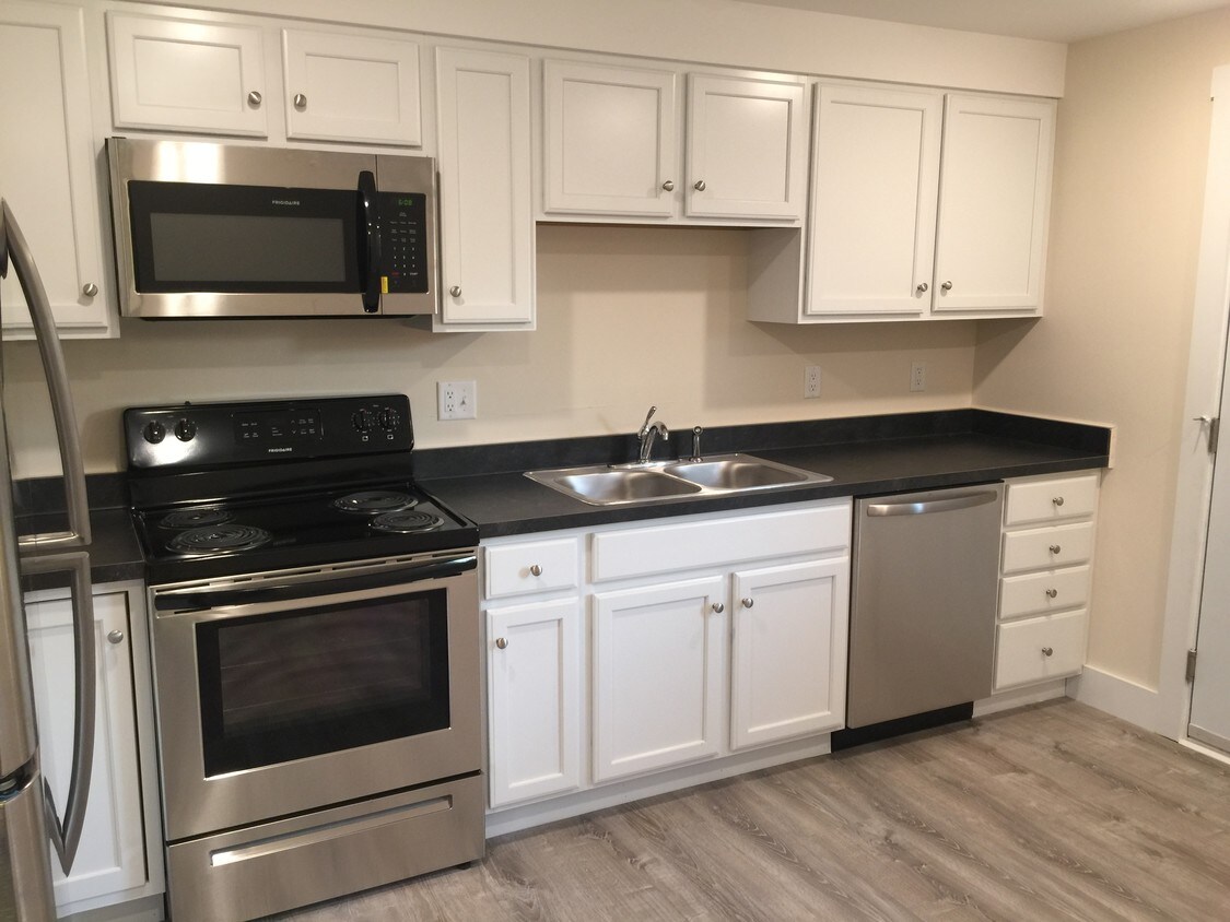 Kitchen - 1 Cherry St
