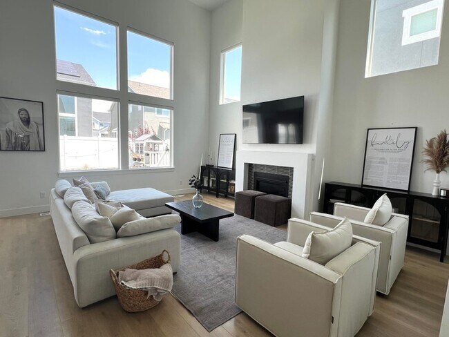 Foto del edificio - 1516 W Stone Gate Dr