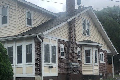 9A First Floor Apartment - 9 S Ford Ave