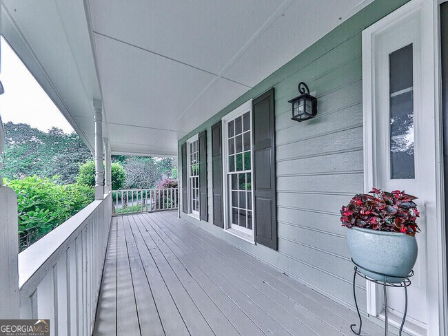 Foto del edificio - 1540 Brookcliff Cir
