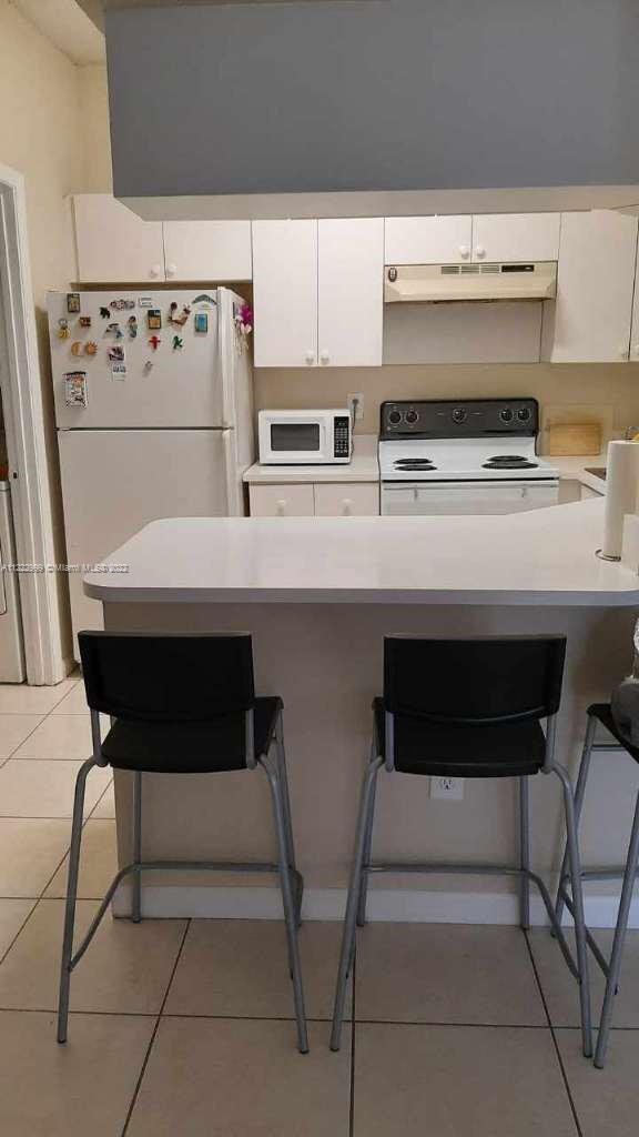 Foto del edificio - 18344 NW 68th Ave