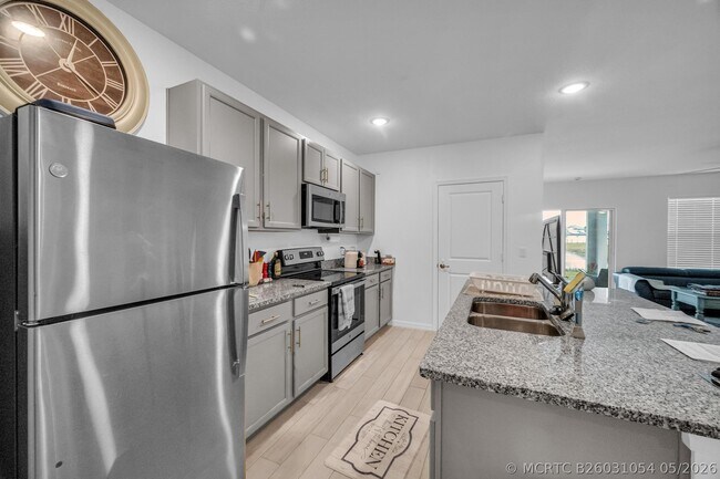 Building Photo - 5082 Armina Pl