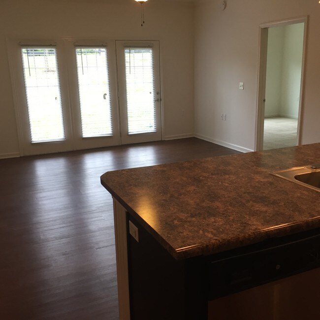 rmLexington Apartments 3600 Winthrop Dr Lexington, KY