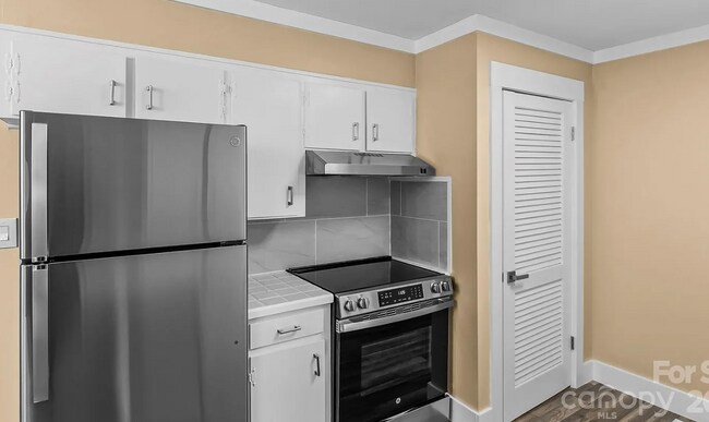 Foto del edificio - 2969 Orchid Ln