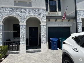 Building Photo - 13383 SW 287th Ter