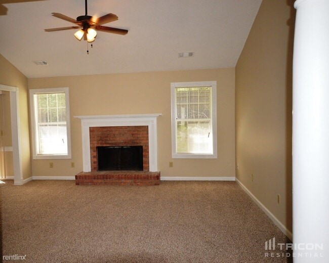 Building Photo - 5077 Furlong Way
