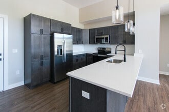 Building Photo - Shore Acres
