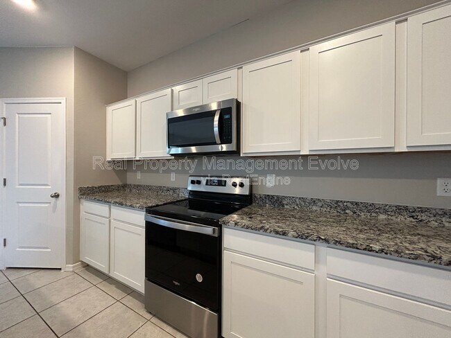 Foto del edificio - 6551 W Magdalena Ln