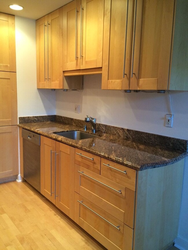 2 Bedroom 2 Bath Downtown Walnut Creek - 2 Bedroom 2 Bath Downtown Walnut Creek House
