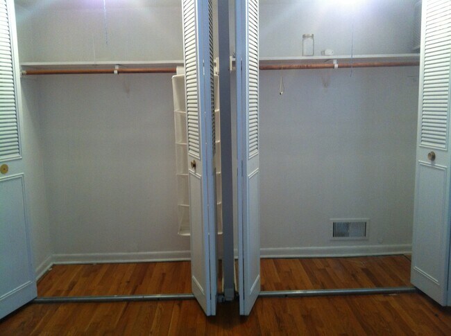 Foto del edificio - 515 W Wrightwood Ave