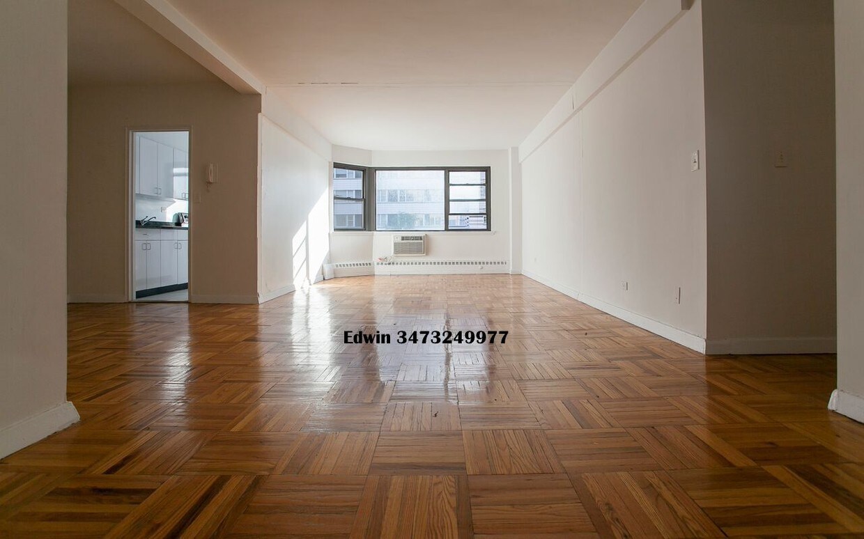 Primary Photo - 219 E 69th St