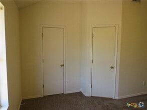 Building Photo - 4002 Gus Dr