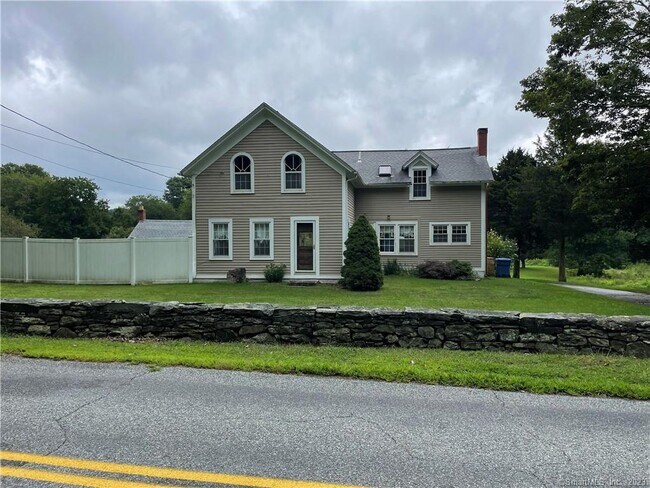 Building Photo - 755 Scotland Rd