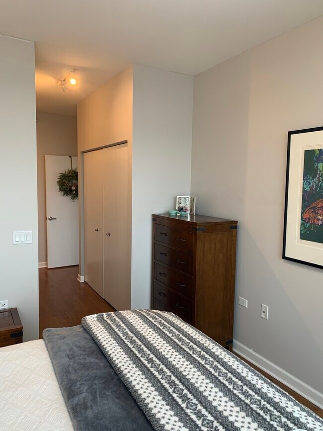 Foto del edificio - 1629 S Prairie Ave