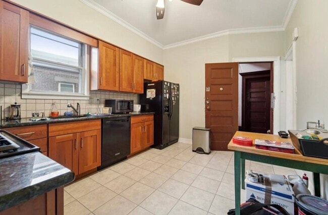 Building Photo - 21-23-23 48th St