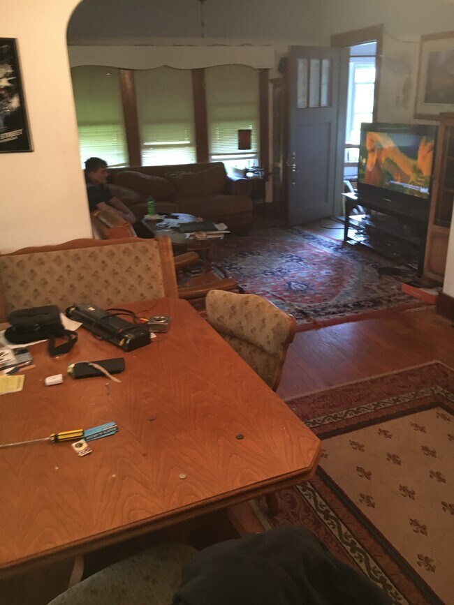 Foto del edificio - 2118 Elm St