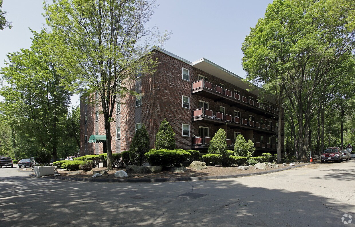 Foto principal - 100-102 Livermore St