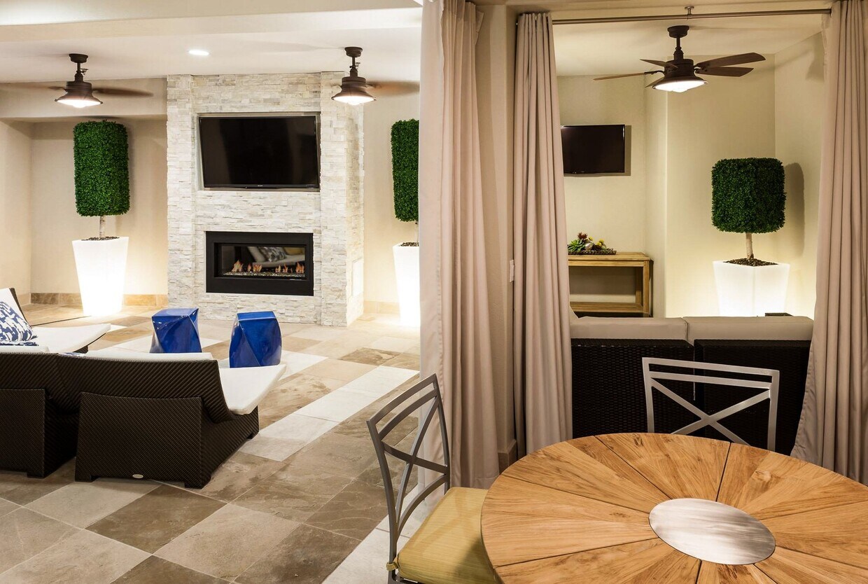 Allusion at West University Apartments in Houston, TX