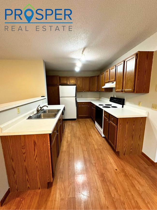 Building Photo - 2023 Mittelstadt Ln