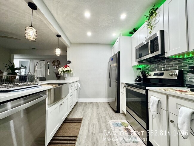 Foto del edificio - 1507 Sawyerwood Ave