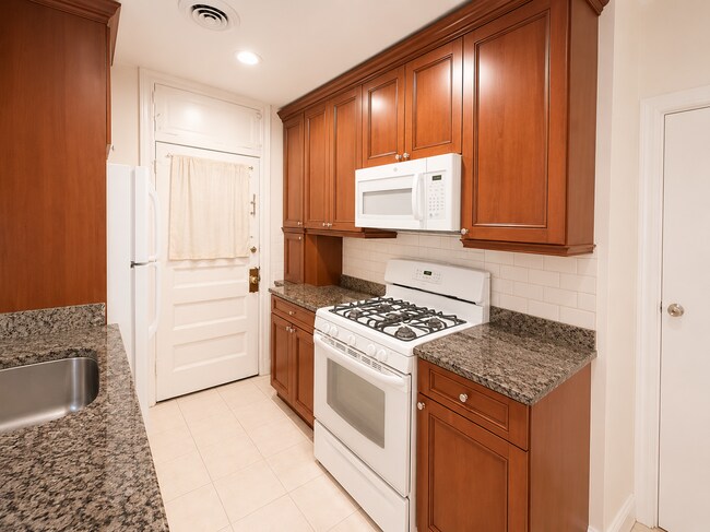 Foto del edificio - 2044 W Farragut Ave