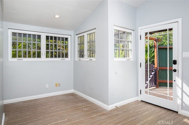 Building Photo - 495 Sturtevant Dr
