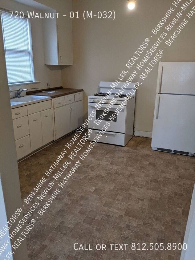 Building Photo - 1 Bedroom Unit Close to ISU