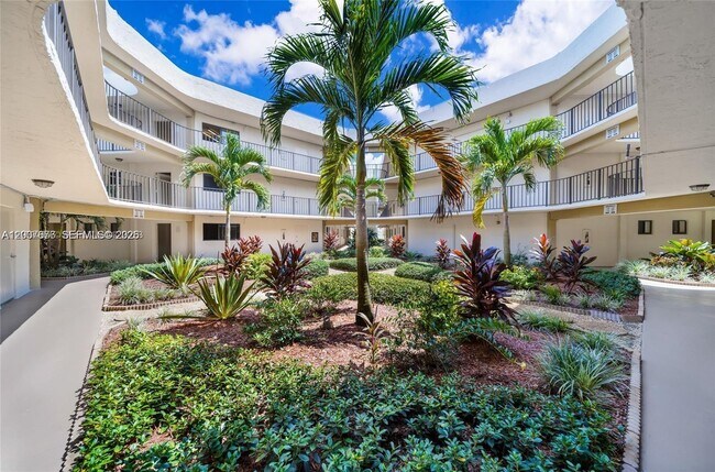 Foto del edificio - 8005 SW 107th Ave
