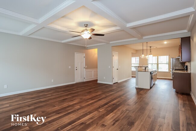 Foto del edificio - 4511 Silver Pointe