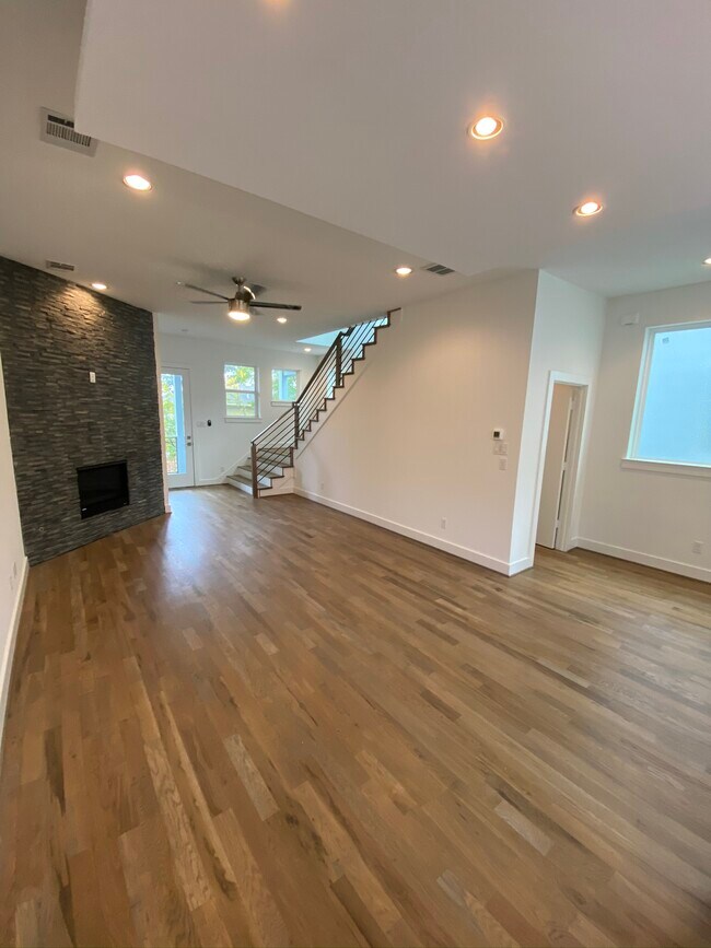 Foto del edificio - 4632 Virginia Ave