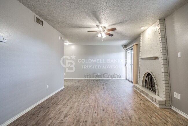 Foto del edificio - 5320 Kenosha Ave