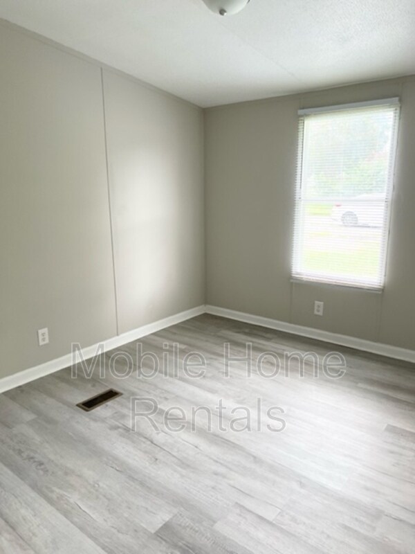 43 Centipede Dr, Byron, GA 31008 House Rental in Byron, GA