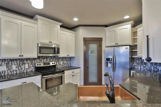 Building Photo - 350 White Rock Dr