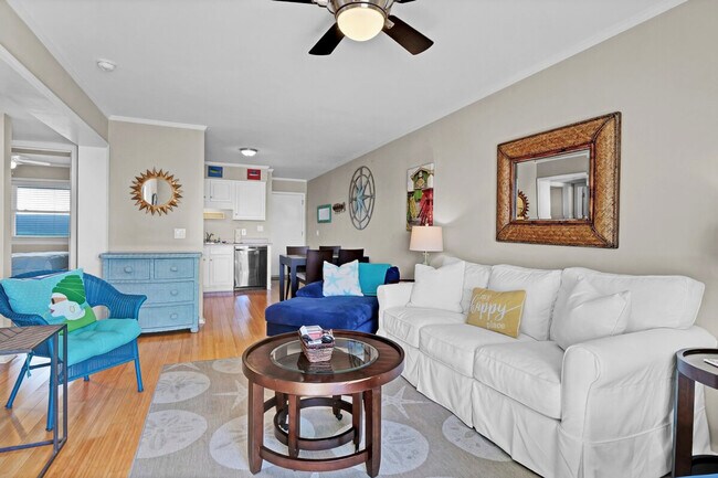 Foto del edificio - 102 Carolina Beach Ave S