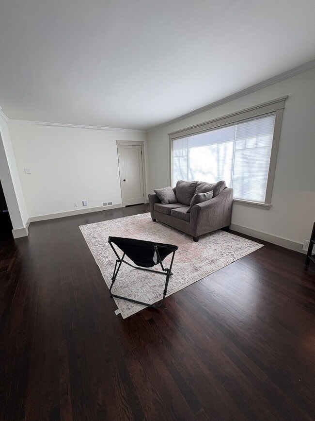 Photo - Old North End - Monroe Apartment