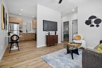 Building Photo - 3315 Clairemont Mesa Blvd