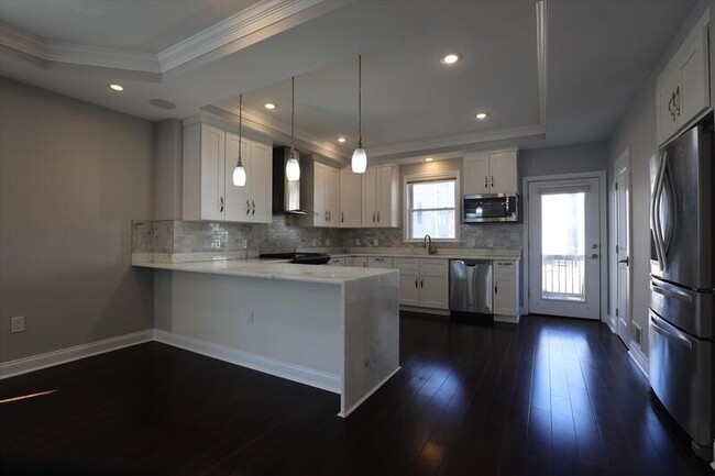Building Photo - 1108 Orren St NE